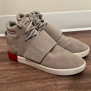 adidas Tubular Size 11 - Light Gray and Red